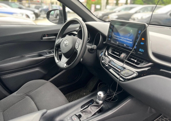 Toyota C-HR cena 79900 przebieg: 97000, rok produkcji 2018 z Kołobrzeg małe 29